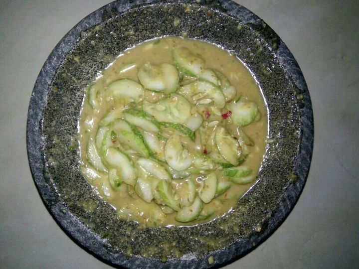 Cara Sederhana Membikin Resep  Reuceuh Bonteng (Timun) yang Enak, Enak