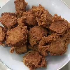 A picture of Tahu Kriuk (tahu sumedang KW).
