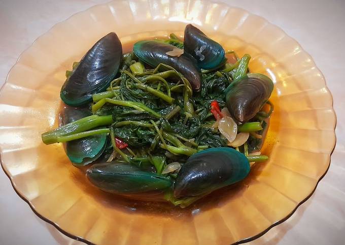 Kangkung Masak Kerang Ijo