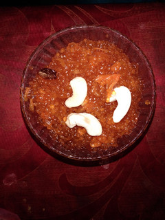 ஜவ்வரிசி கேரட் அல்வா (Javvarisi carrot halwa recipe in tamil) செய்முறை முக்கிய புகைப்படம்