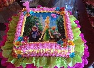 Una foto de Torta de vainilla con arequipe