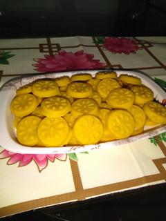 கேசர் பேடா (Kesar Peda Recipe in Tamil) செய்முறை முக்கிய புகைப்படம்