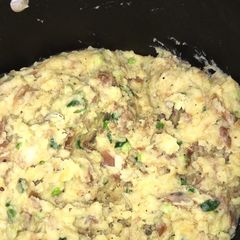 A picture of Garlic scallion mash.