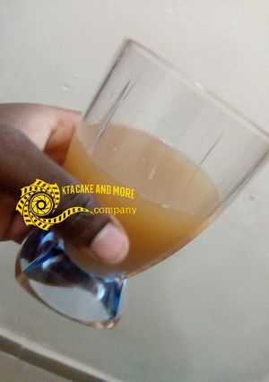 Apple and grape juice ainihin hoton girkin