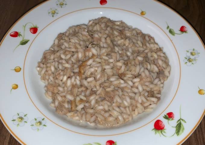 Passaggi a Fai Qualsiasi notte della settimana Risotto con gli avanzi di carne lessa e funghi secchi