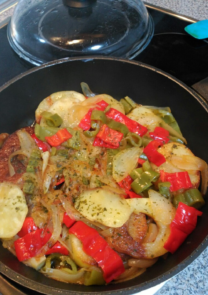 Una foto de "Patatas a lo pobre"