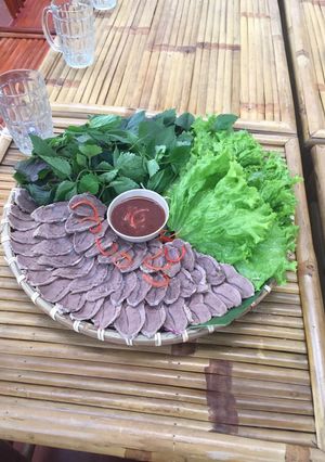Hình của món Bắp Bò Luộc Sốt Tương Đậu Thái Lan.
