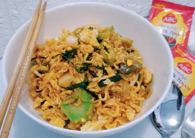 Resep Mie Goreng Sambal Terasi ABC Anti Gagal