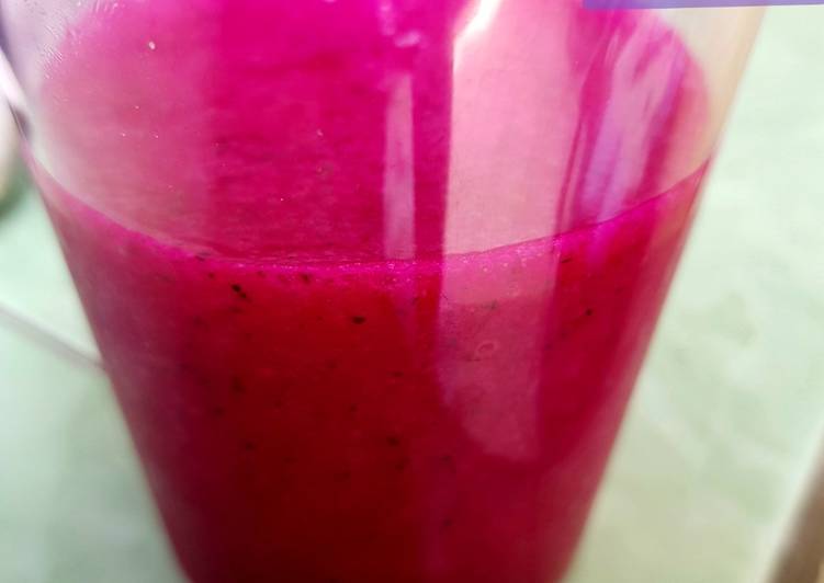 Langkah Mudah untuk Membuat Juice Toga (Juice Tomat &amp; buah naga) yang Menggugah Selera