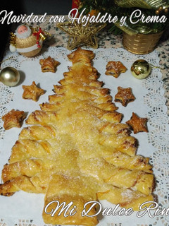 Una foto de Árbol de Navidad con hojaldre y crema pastelera