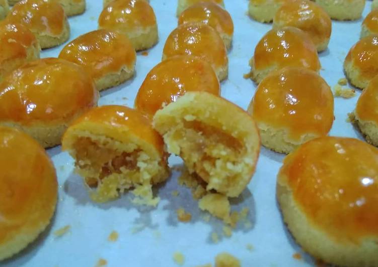 Nastar Lumer di mulut
