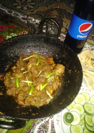 A picture of Mutton karahi without gravy.