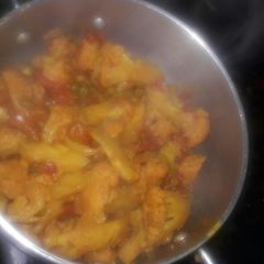 A picture of Gobi matar ki sabji.