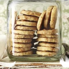 A picture of Cheddar cheese biscuits.