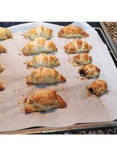 Una foto de Croissants de manzana y canela