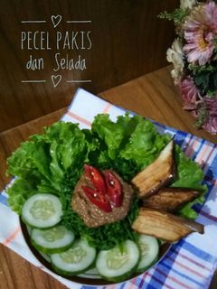 Foto resep Pecel Pakis dan Selada