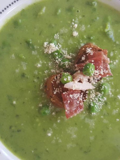 Zöldborsó krémleves recept fotója