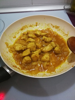 Una foto de Pollo al curry