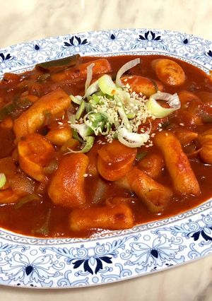 รูปของ ต๊อกโบกีร้อนๆ🍲