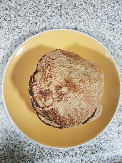 Una foto de Hotcakes Banana-Avena♡