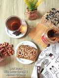 Roti Tawar GF Topping Selai Lotus & Remahan Almond