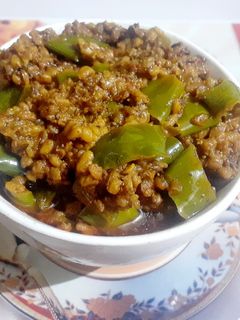 राजस्थानी मेथीदाना मिर्ची(Rajasthani methidana mirchi recipe in Hindi) रेसिपी मुख्य फोटो