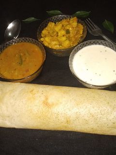 મસાલા ઢોસા (Masala dosa recipe in Gujarati) રેસીપી મુખ્ય ફોટો