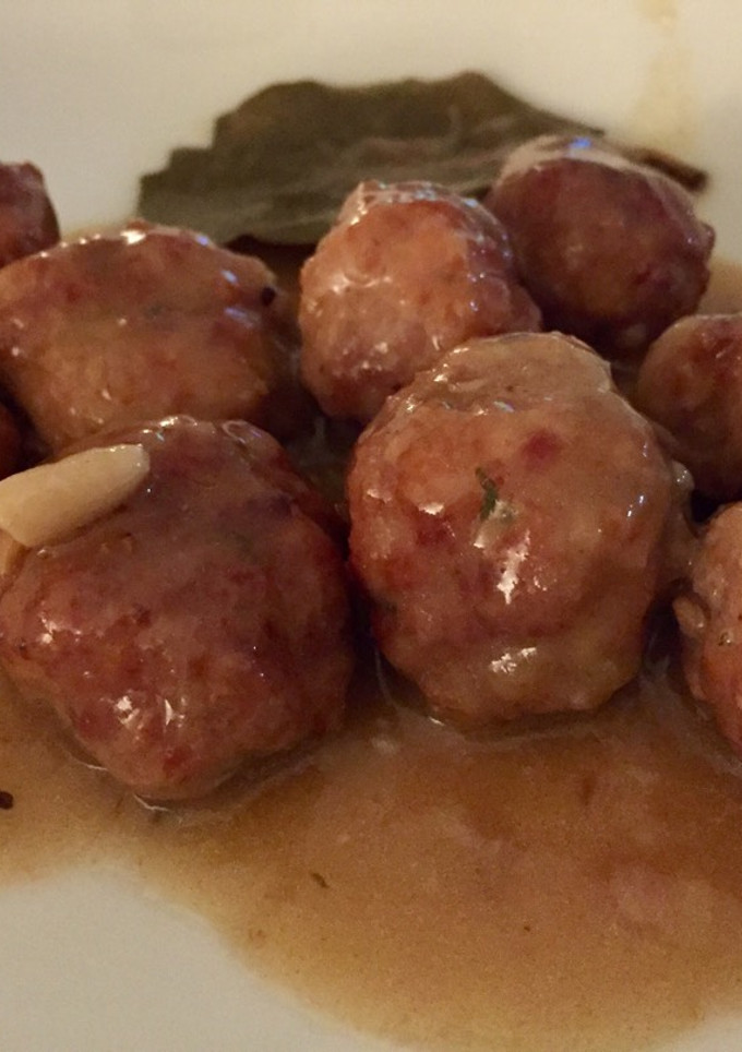 Una foto de Albóndigas con salsa de cerveza