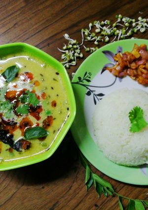 गुजराती मूंग कढ़ी (gujarati moong kadhi recipe in Hindi) रेसिपी मुख्य फोटो