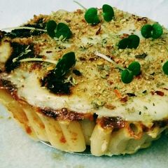 Cheesy Pasta pie A picture of Cheesy Pasta pie.