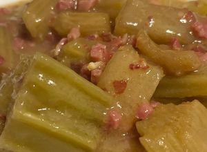 Una foto de Cardo a la navarra con jamón, fácil