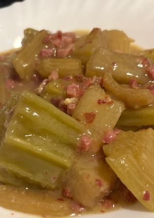 Foto principal de Cardo a la navarra con jamón, fácil