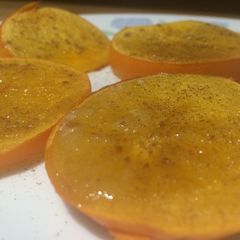 A picture of Persimmon bake.