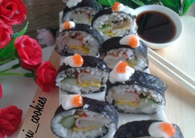 Cara Gampang mengolah Sushi Norimaki Rolls (Crab Stick) Anti Gagal