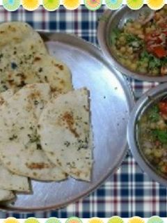 कुलचे छोले (kulche Chole recipe in Hindi) रेसिपी मुख्य फोटो