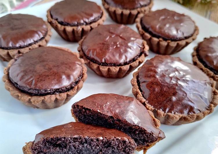 Langkah Mudah untuk Membuat Choco Brownie Tarts, Lezat