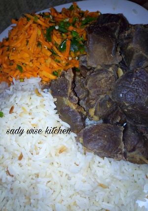 A picture of White Rice with Meat.
