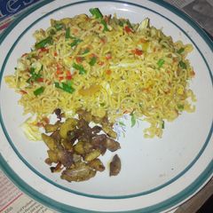 A picture of Garnishian Noodles.