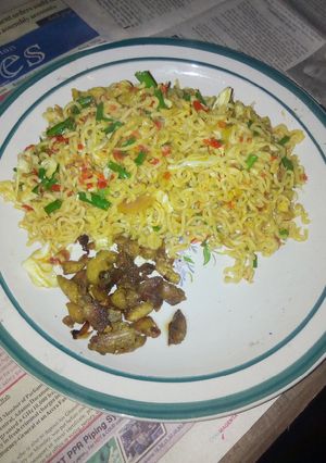 A picture of Garnishian Noodles.