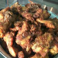 A picture of Ayam Goreng Lengkuas.