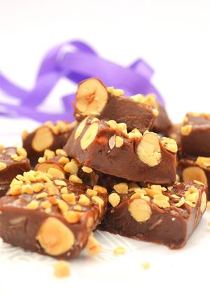 Csokis-mogyorós fudge recept fotója