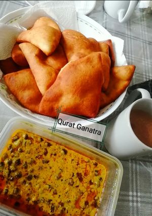 A picture of Mandazi and Baraazi (Kenyan dish).