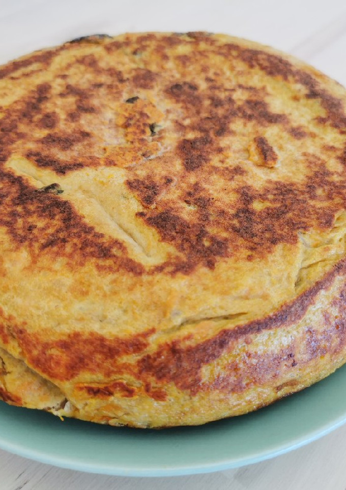 Una foto de Tortilla de boniato y setas