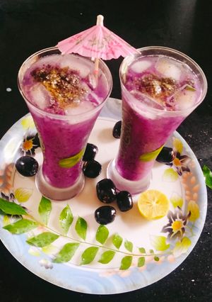A picture of Jamun mojito 😋.