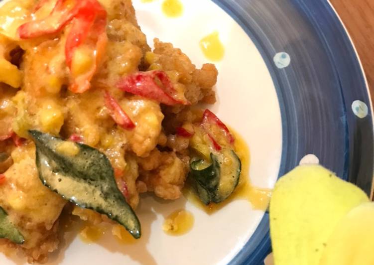 Cara Membuat Salted Egg Yolk Chicken yang Renyah! Resep