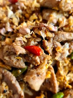 รูปของ หมูกระเทียมพริกขี้หนูไข่ยู่ยี่