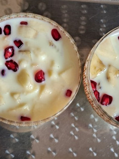 ફ્રુટ સલાડ (Fruit Salad Recipe In Gujarati) રેસીપી મુખ્ય ફોટો