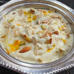 A picture of Kesar Shrikhand.