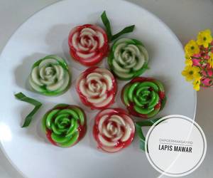 Mudah Cepat Memasak Lapis Mawar tepung beras Ala Rumahan