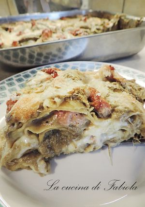 Foto di Lasagne in bianco con carciofi e salsiccia